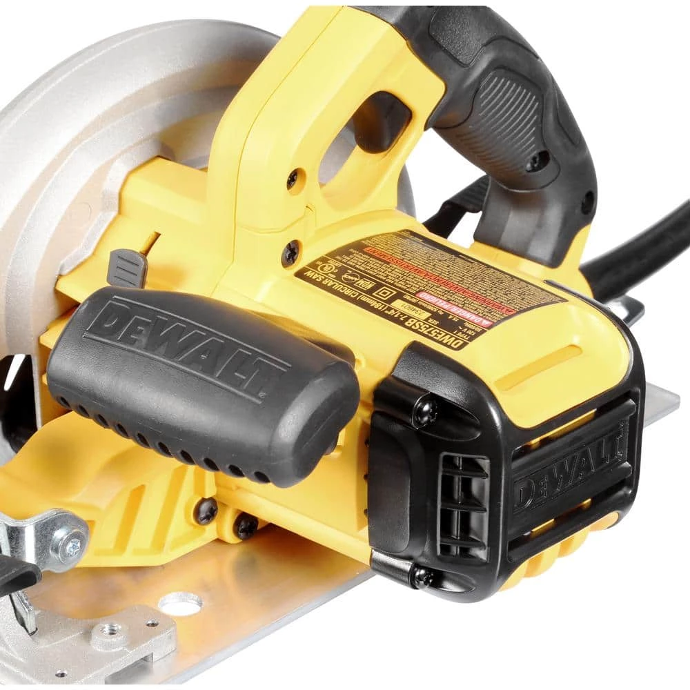 DEWALT 15 Amp 7-1/4 in. Lightweight Circular Saw with Electric Brake 6 DEWALT 15 Amp 7-1/4 in. Lightweight Circular Saw with Electric Brake - Image 6