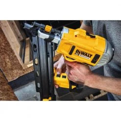 DEWALT 20-Volt MAX XR Lithium-Ion Cordless Brushless 2-Speed 21° Plastic Collated Framing Nailer with 4Ah Battery and Charger -DEWALT Shop dewalt framing nailers dcn21plm1 d4 1000