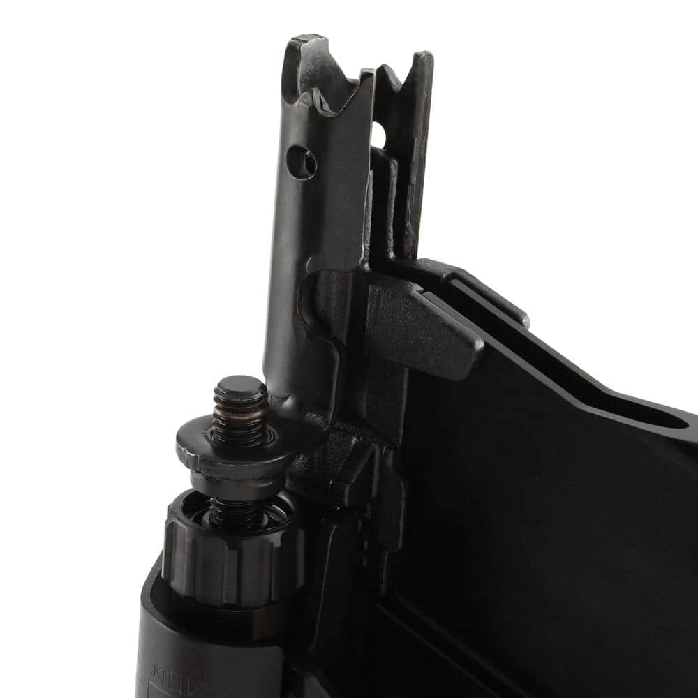 DEWALT Pneumatic 21-Degree Collated Framing Nailer 4 DEWALT Pneumatic 21-Degree Collated Framing Nailer - Image 4