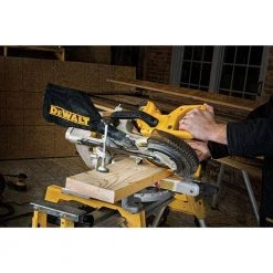 DEWALT 20-Volt MAX Cordless 7-1/4 in. Sliding Miter Saw with (1) 20-Volt Battery 4.0Ah 27 DEWALT 20-Volt MAX Cordless 7-1/4 in. Sliding Miter Saw with (1) 20-Volt Battery 4.0Ah -DEWALT Shop dewalt miter saws dcs361m1 31 1000