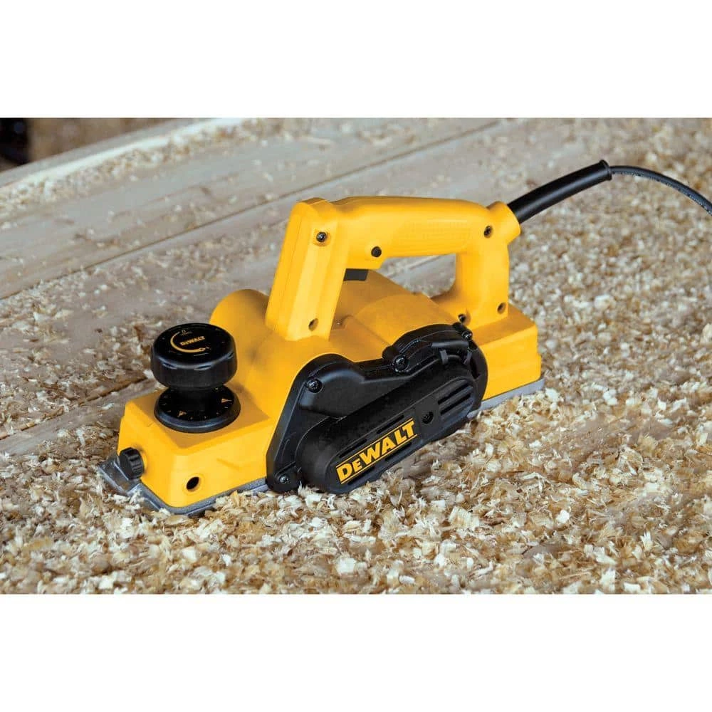 DEWALT 5.5 Amp Corded 3-1/4 in. Portable Hand Planer 4 DEWALT 5.5 Amp Corded 3-1/4 in. Portable Hand Planer - Image 4