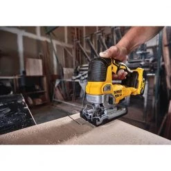 DEWALT 20V MAX Lithium-Ion Cordless Brushless Combo Kit (4-Tool), 20V Brushless 6-1/2 in. Circ Saw and 20V XR Brushless Jigsaw -DEWALT Shop dewalt power tool combo kits dck4050m2w56534 66 1000
