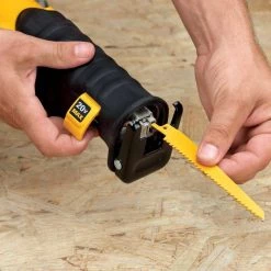 DEWALT 20-Volt MAX Cordless Reciprocating Saw with (1) 20-Volt Battery 3.0Ah 26 DEWALT 20-Volt MAX Cordless Reciprocating Saw with (1) 20-Volt Battery 3.0Ah -DEWALT Shop dewalt reciprocating saws dcs380bw230 76 1000