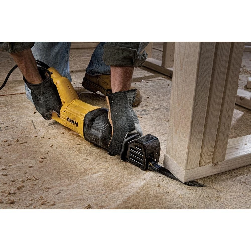 DEWALT 12 Amp Corded Reciprocating Saw 10 DEWALT 12 Amp Corded Reciprocating Saw - Image 10
