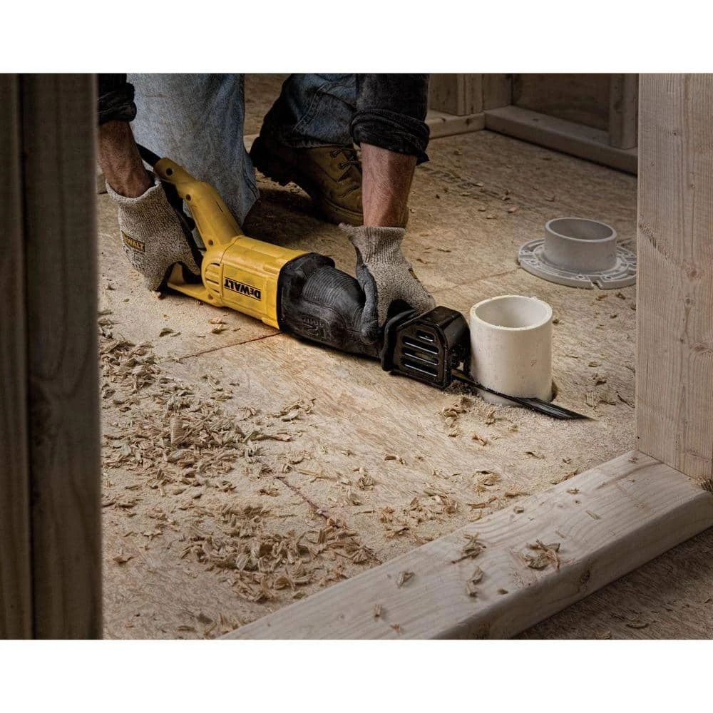 DEWALT 12 Amp Corded Reciprocating Saw 9 DEWALT 12 Amp Corded Reciprocating Saw - Image 9