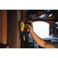DEWALT 2.3 Amp Corded 1/4 Sheet Palm Grip Sander Kit with Contractor Bag -DEWALT Shop dewalt sheet sanders dwe6411k 31 1000