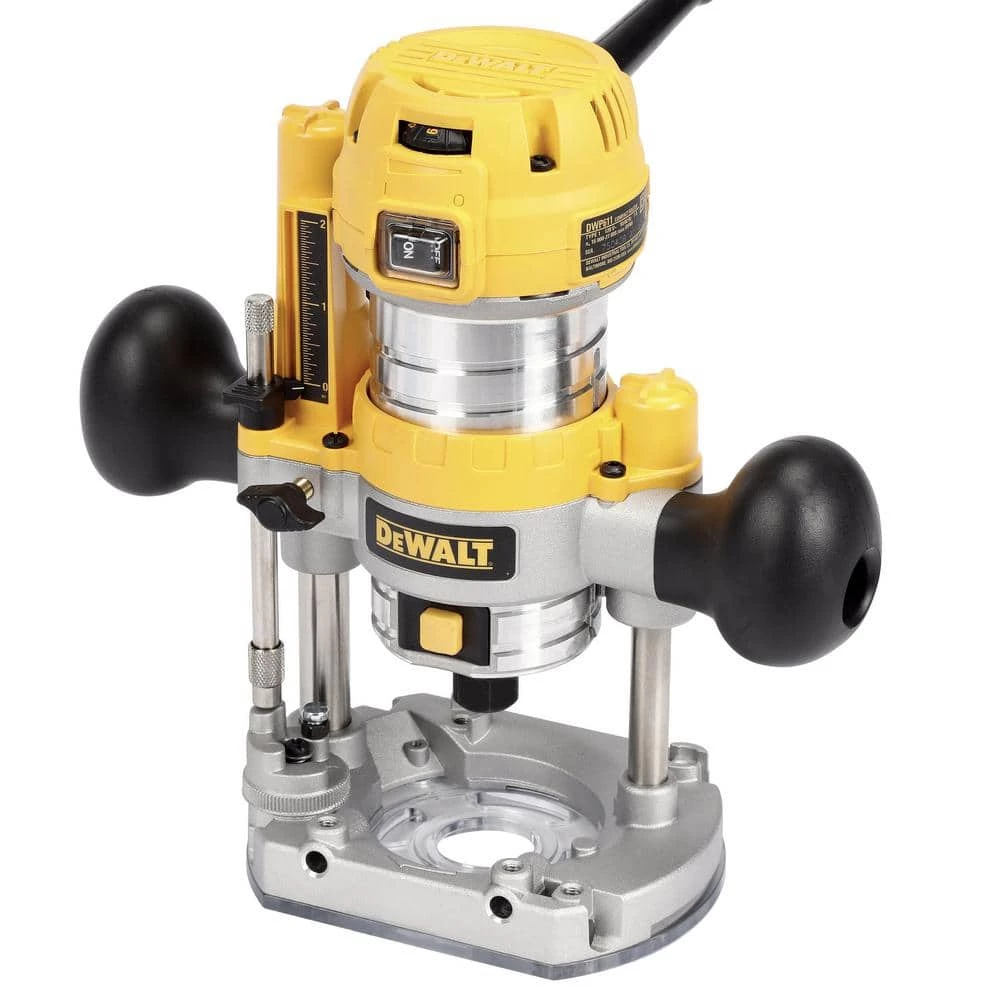 DEWALT 7 Amp Corded 1-1/4 Horsepower Compact Router with Plunge Base and Bag 5 DEWALT 7 Amp Corded 1-1/4 Horsepower Compact Router with Plunge Base and Bag - Image 5